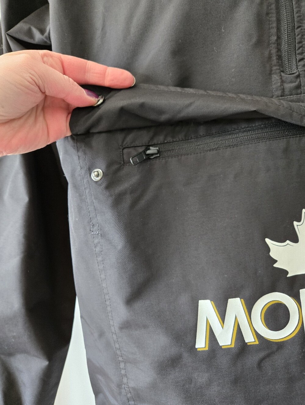 Mitchell & Ness ×Molson NHL NWT Black Pullover Nylon Windbreaker. Size Medium - Picture 5 of 14